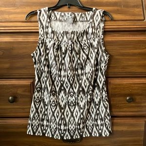 NWT Ann Taylor Dark Brown and White Ikat Print Fitted Square Neck Camisole, XS